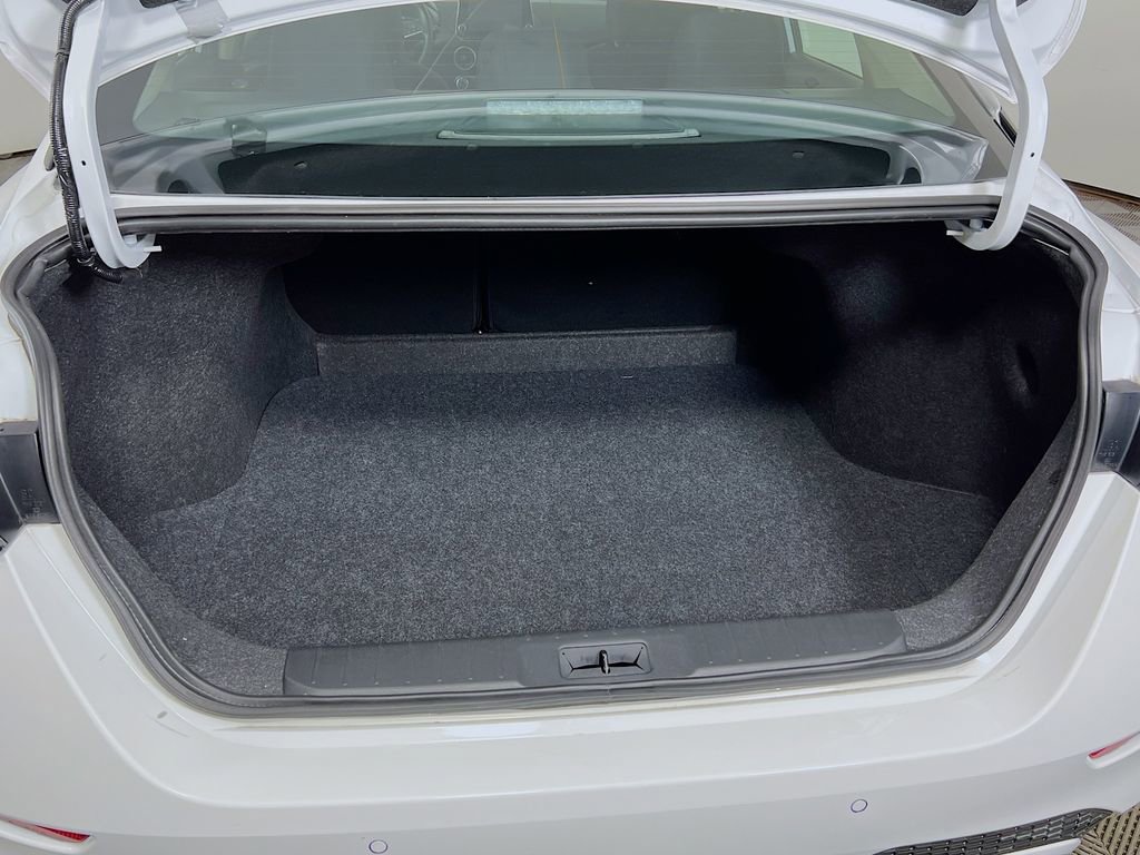 Used 2025 Nissan Sentra SV FWD image 6