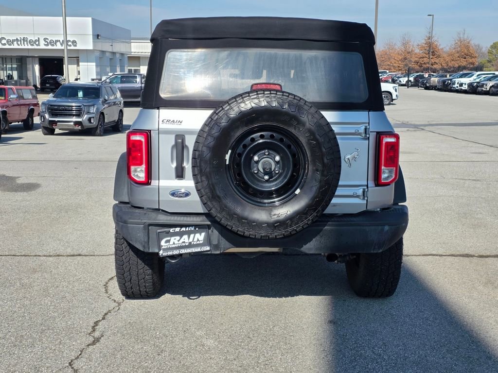 Used 2022 Ford Bronco Black Diamond image 6