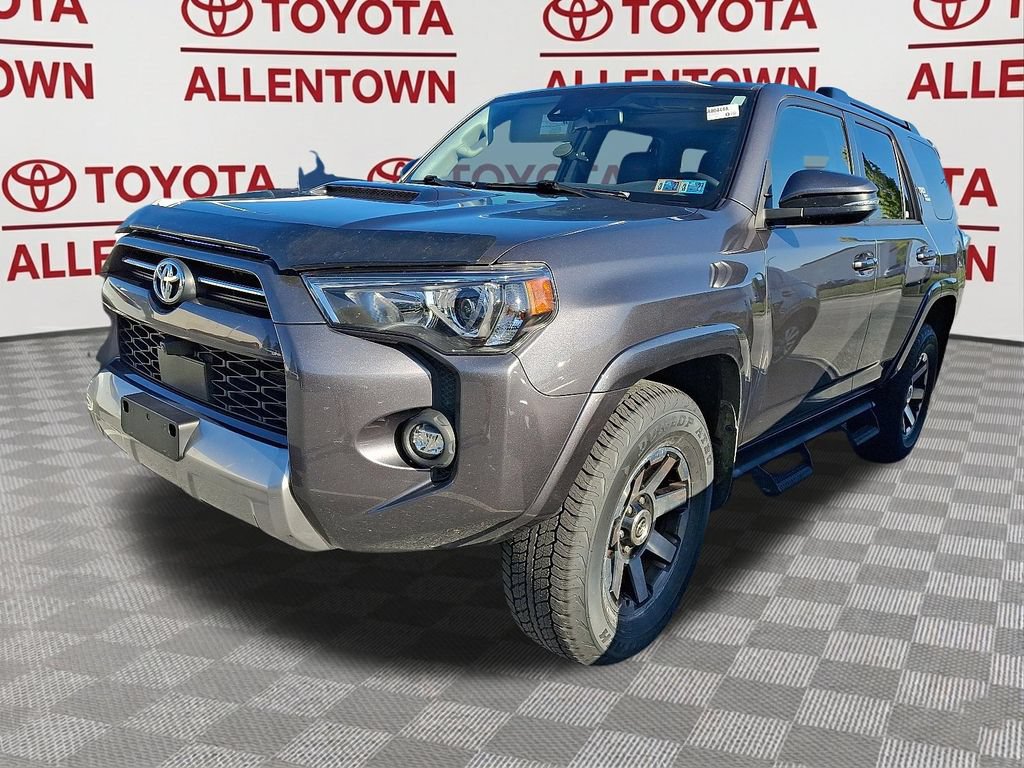 Used 2022 Toyota 4Runner TRD Off-Road Premium AWD/4WD image 3