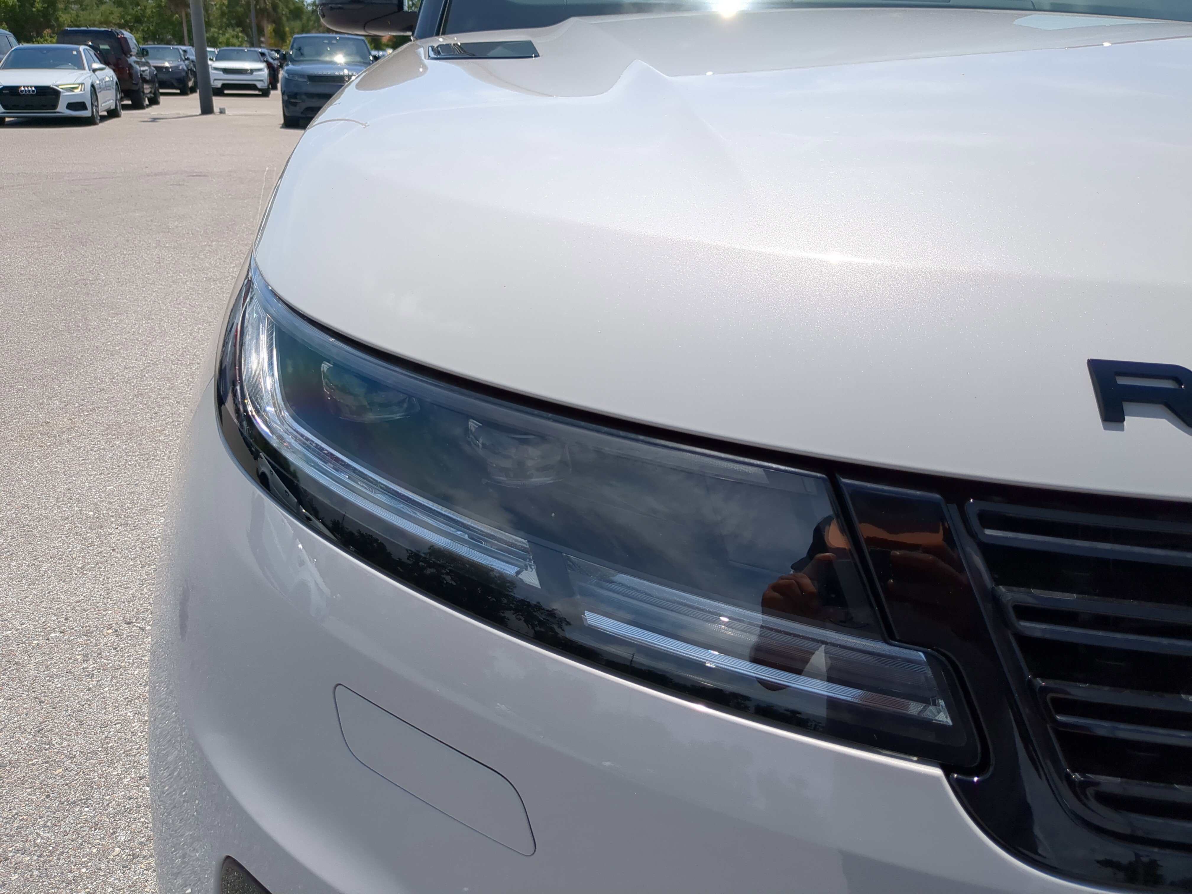 New 2025 Land Rover Range Rover Sport Dynamic SE image 6