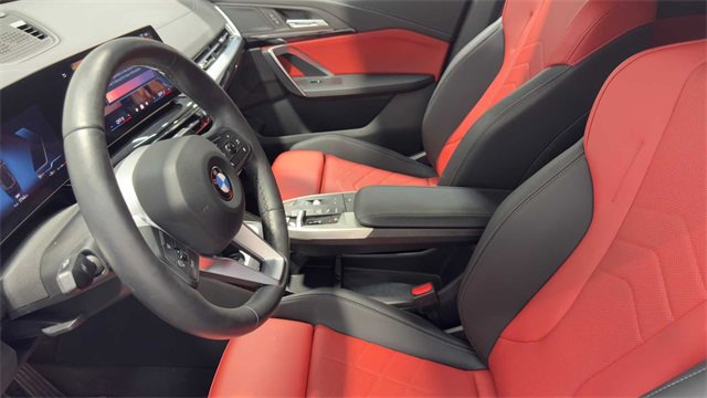 Used 2025 BMW X2 xDrive28i image 24