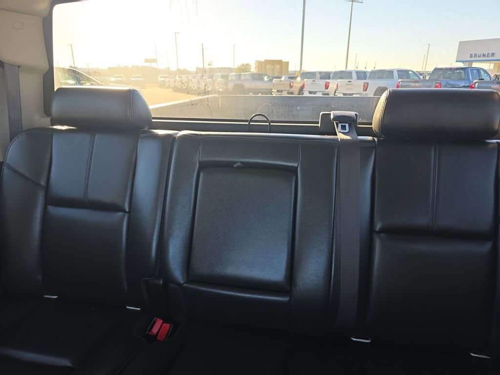 Used 2014 Chevrolet Silverado 2500 LT w/ Interior Plus Package image 7