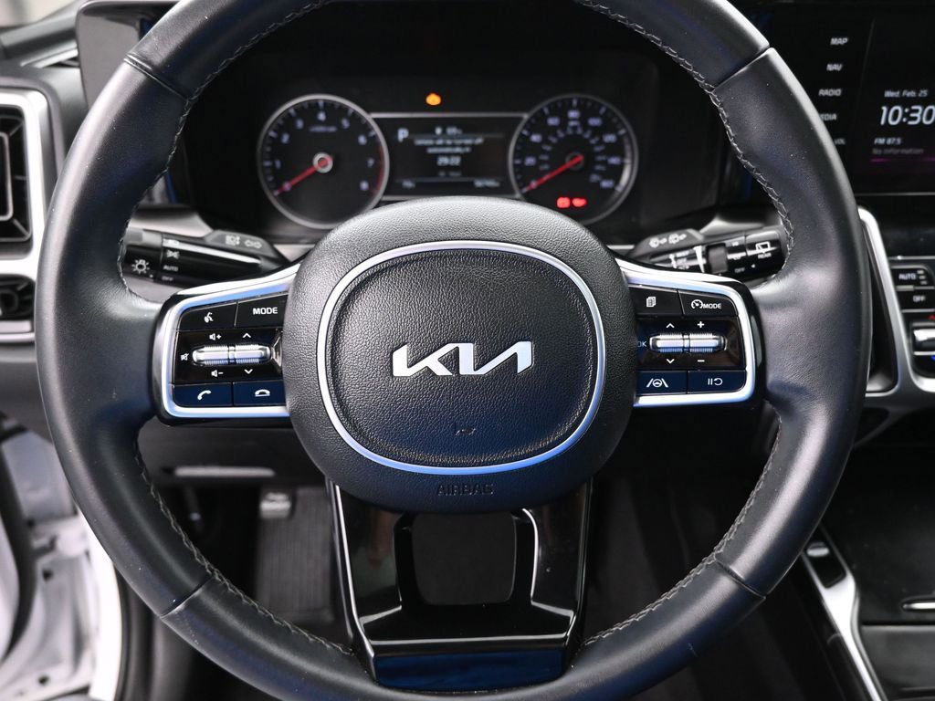 Used 2023 Kia Sorento S w/ Panoramic Sunroof Package image 15