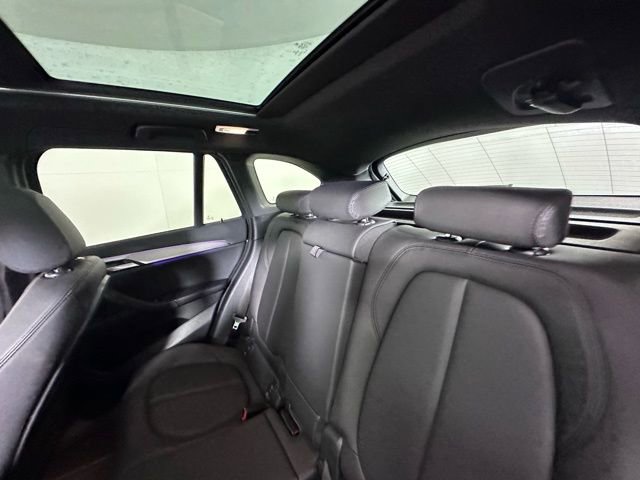 Used 2022 BMW X1 xDrive28i w/ Convenience Package image 17