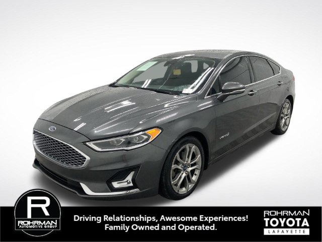 Used 2019 Ford Fusion Titanium FWD image 2