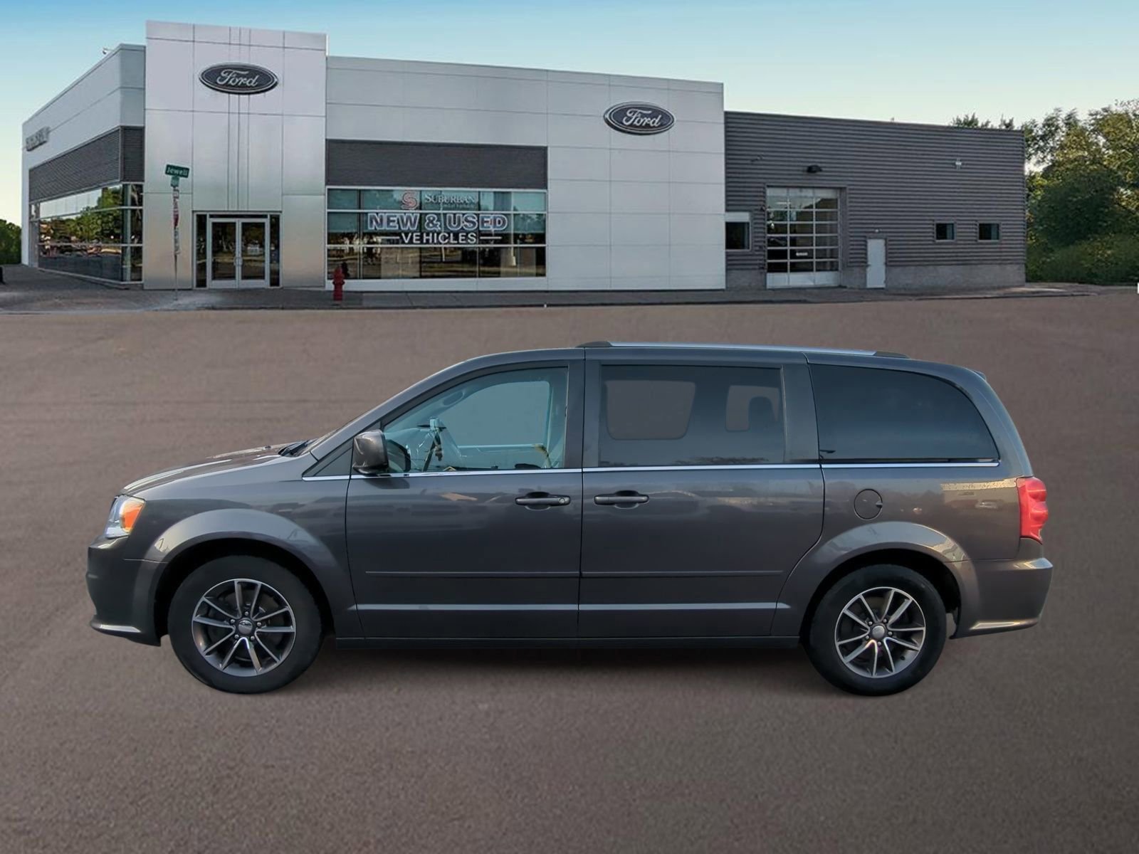 Used 2017 Dodge Grand Caravan SXT image 7