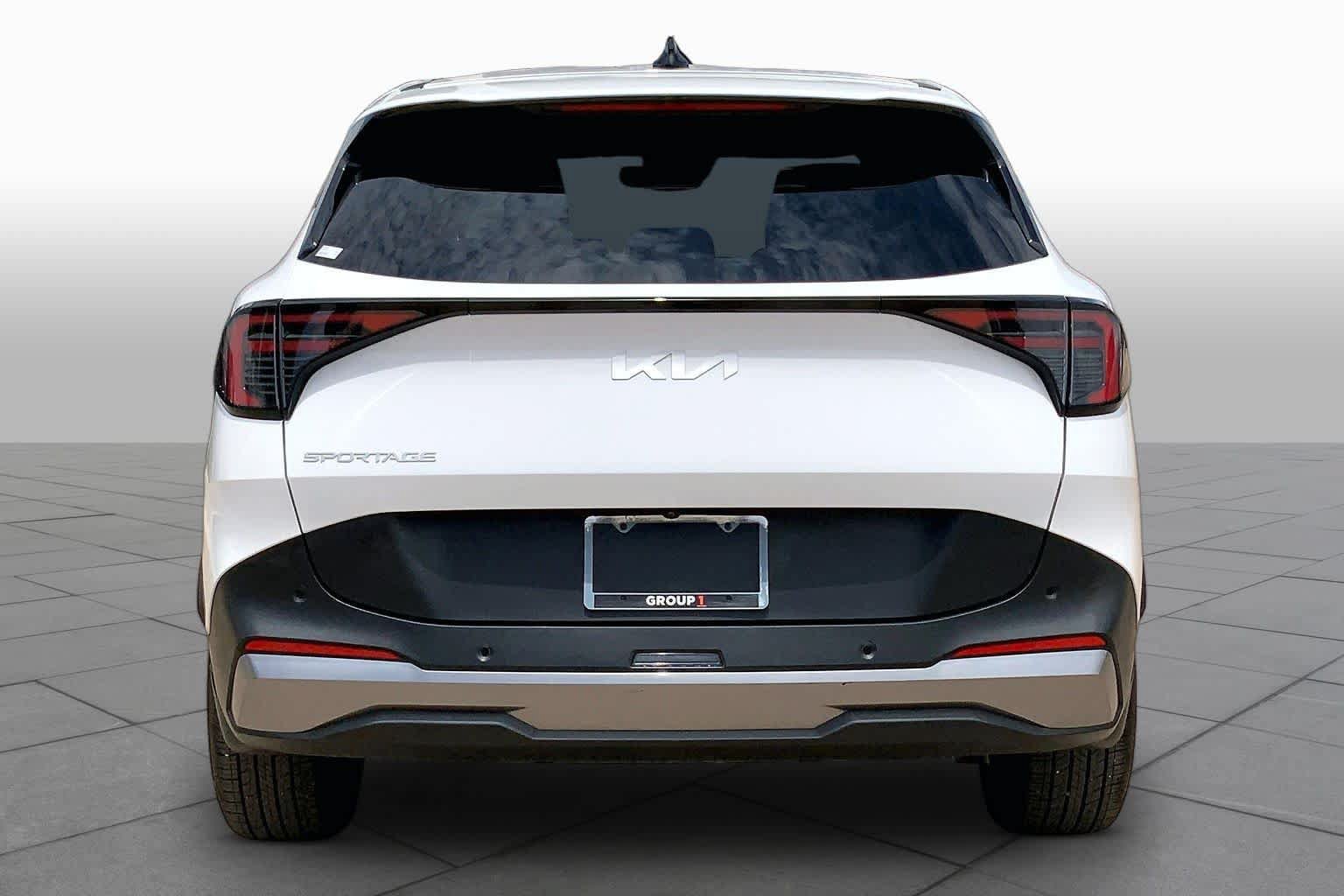 Certified 2026 Kia Sportage EX FWD image 9