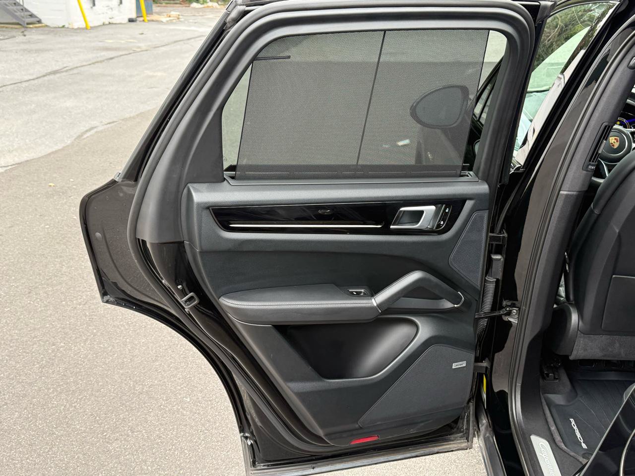 Used 2019 Porsche Cayenne E-Hybrid AWD/4WD image 55