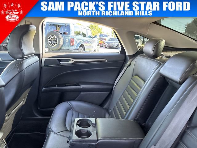 Used 2016 Ford Fusion SE w/ Equipment Group 202A image 14