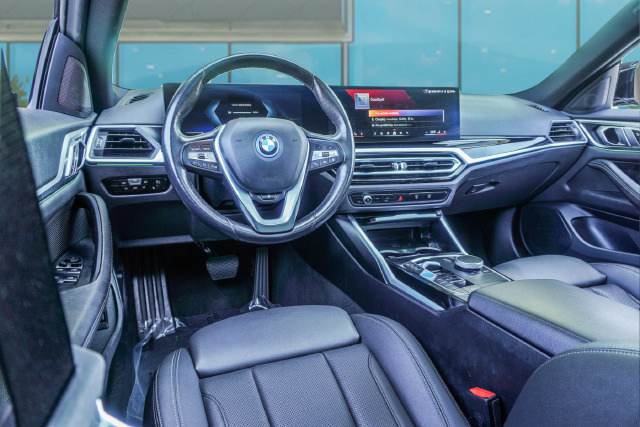 Used 2024 BMW i4 eDrive40 RWD image 34