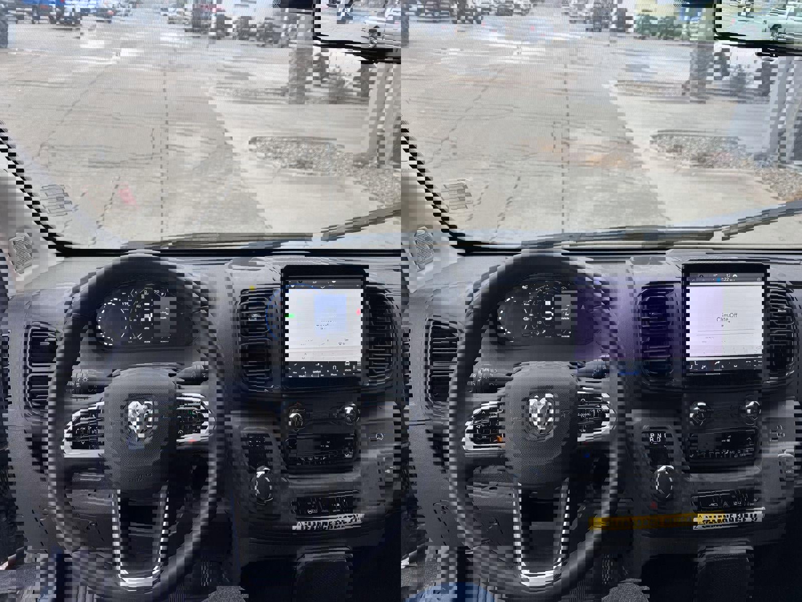 Used 2024 RAM ProMaster 3500 image 12