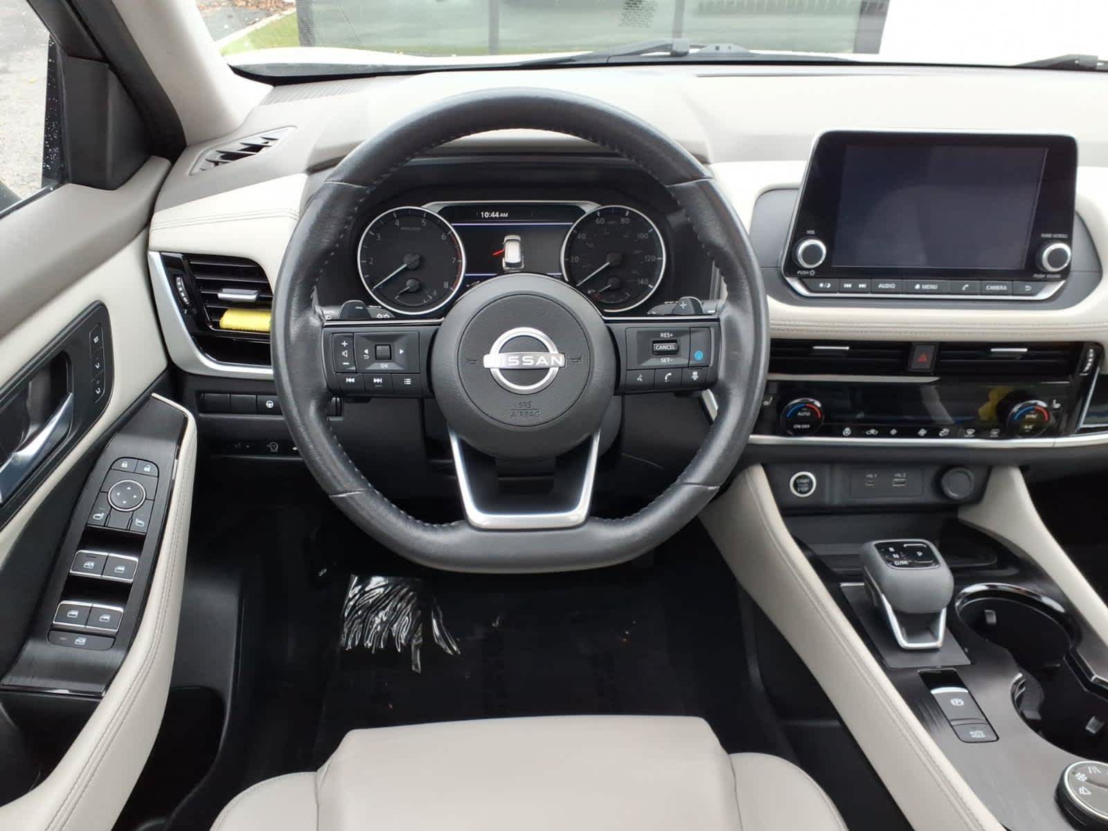 Used 2023 Nissan Rogue SL AWD/4WD image 14