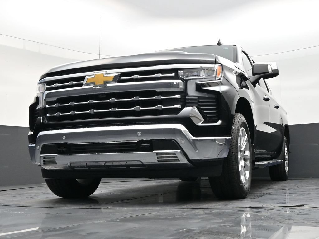 Used 2022 Chevrolet Silverado 1500 LTZ w/ LTZ Premium Package RWD image 26