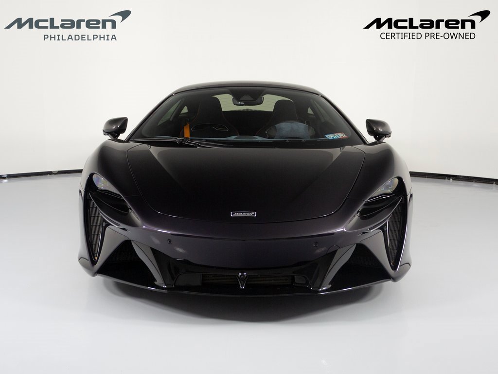 Used 2023 McLaren Artura video 2