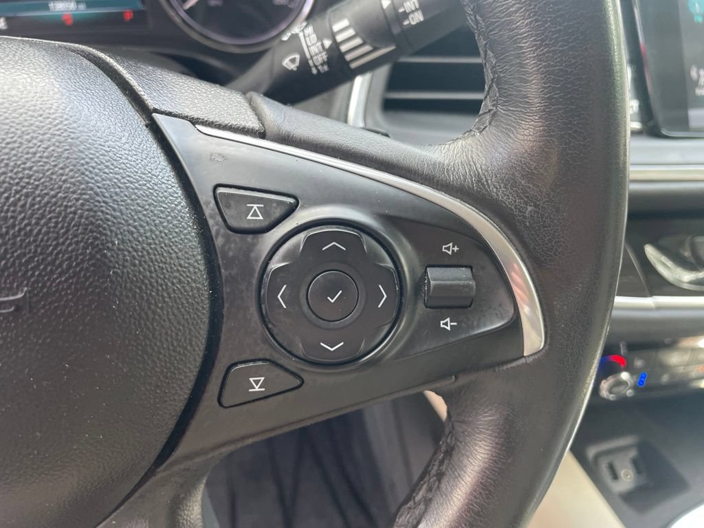 Used 2019 Buick Enclave Premium AWD/4WD image 18