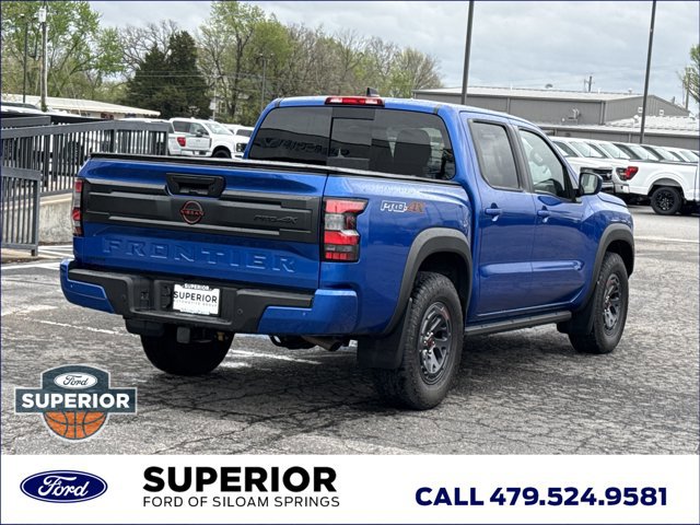Used 2025 Nissan Frontier PRO-4X AWD/4WD image 3