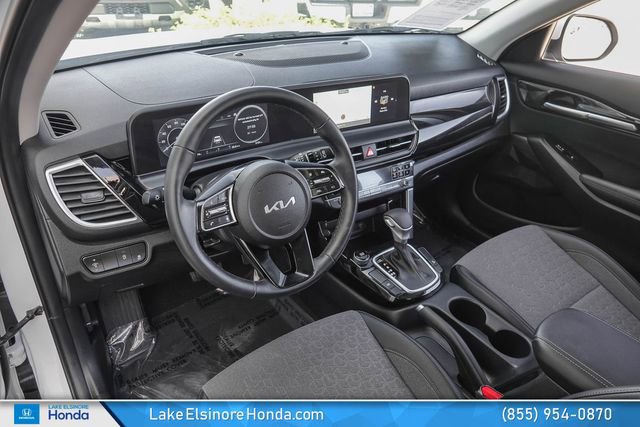 Used 2024 Kia Seltos S FWD image 17