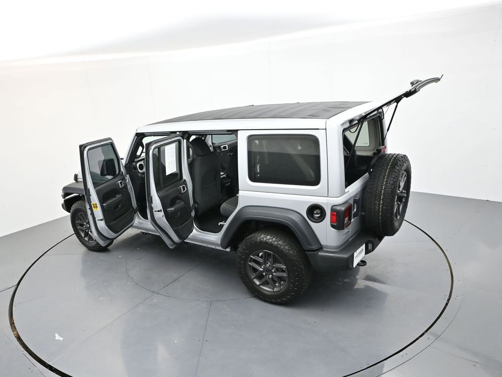Used 2024 Jeep Wrangler Sport S image 43