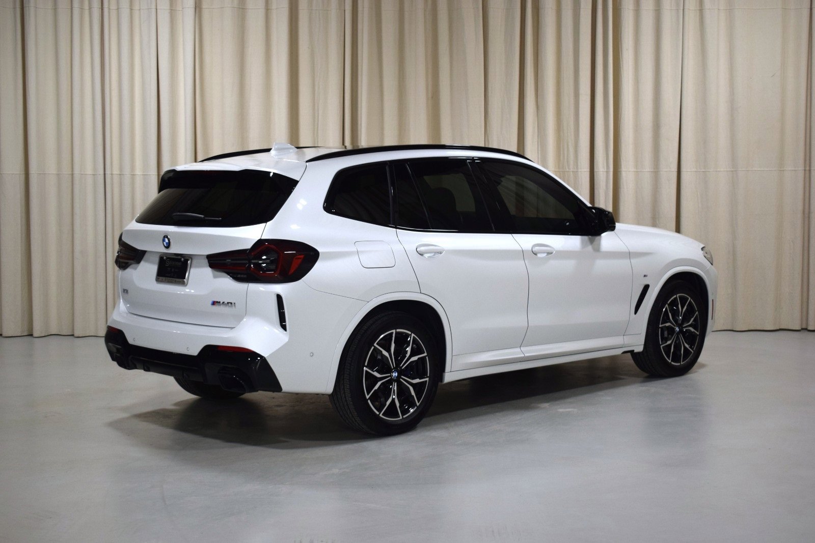 Used 2023 BMW X3 M40i image 10