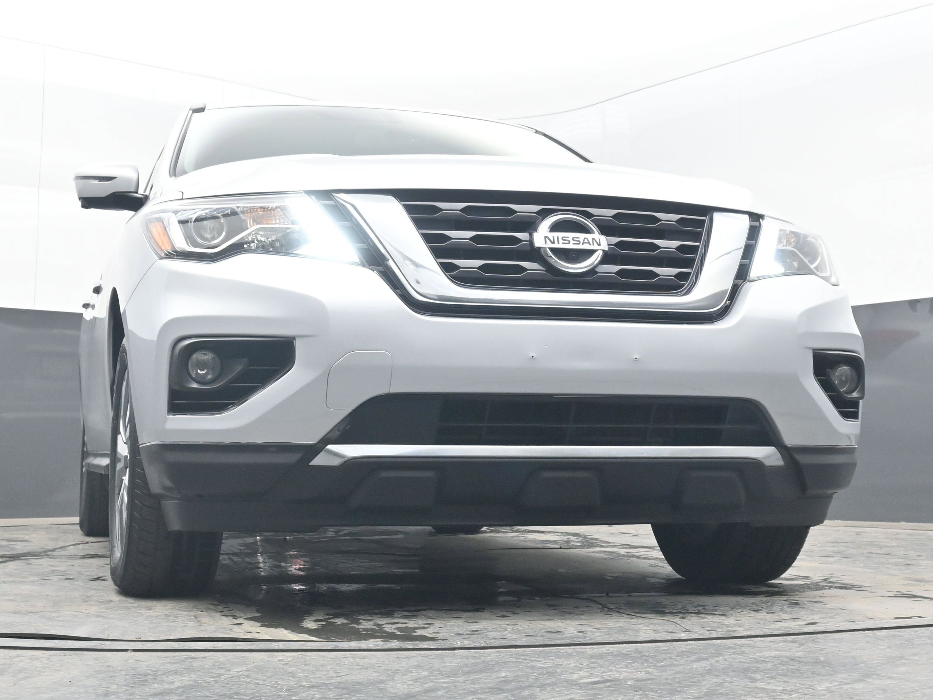 Used 2020 Nissan Pathfinder SL image 22