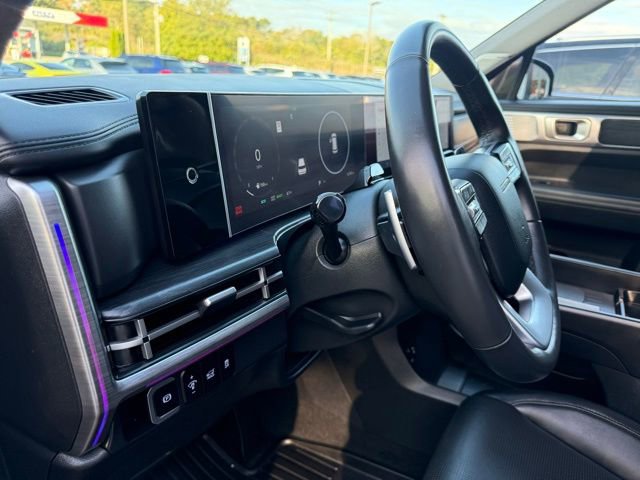 Used 2024 Hyundai Santa Fe Limited image 40