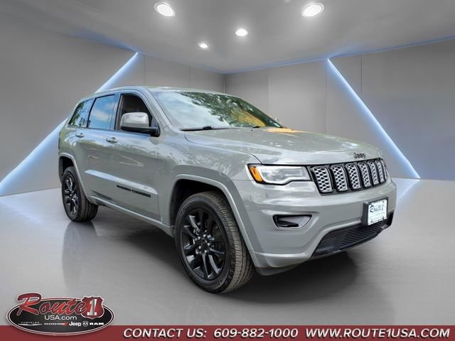 Used 2022 Jeep Grand Cherokee Laredo X AWD/4WD video 1