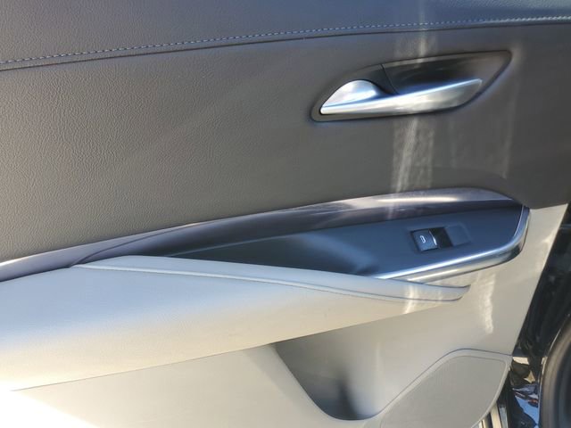 Certified 2023 Cadillac XT4 Luxury image 13