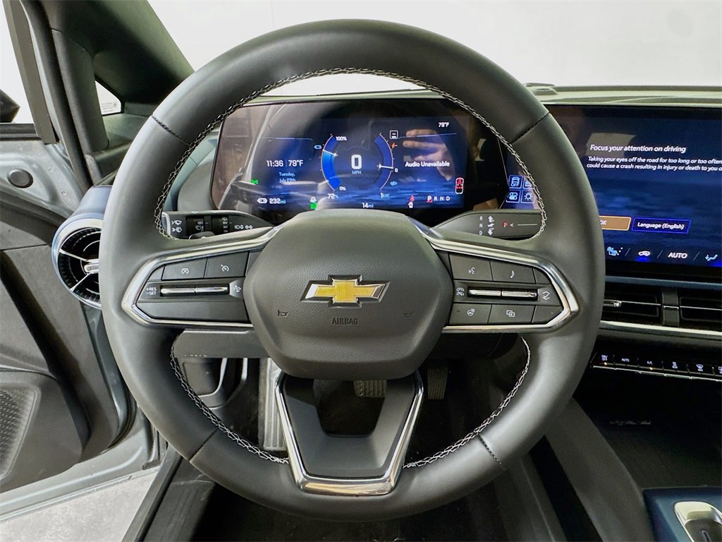 New 2025 Chevrolet Equinox EV LT image 6
