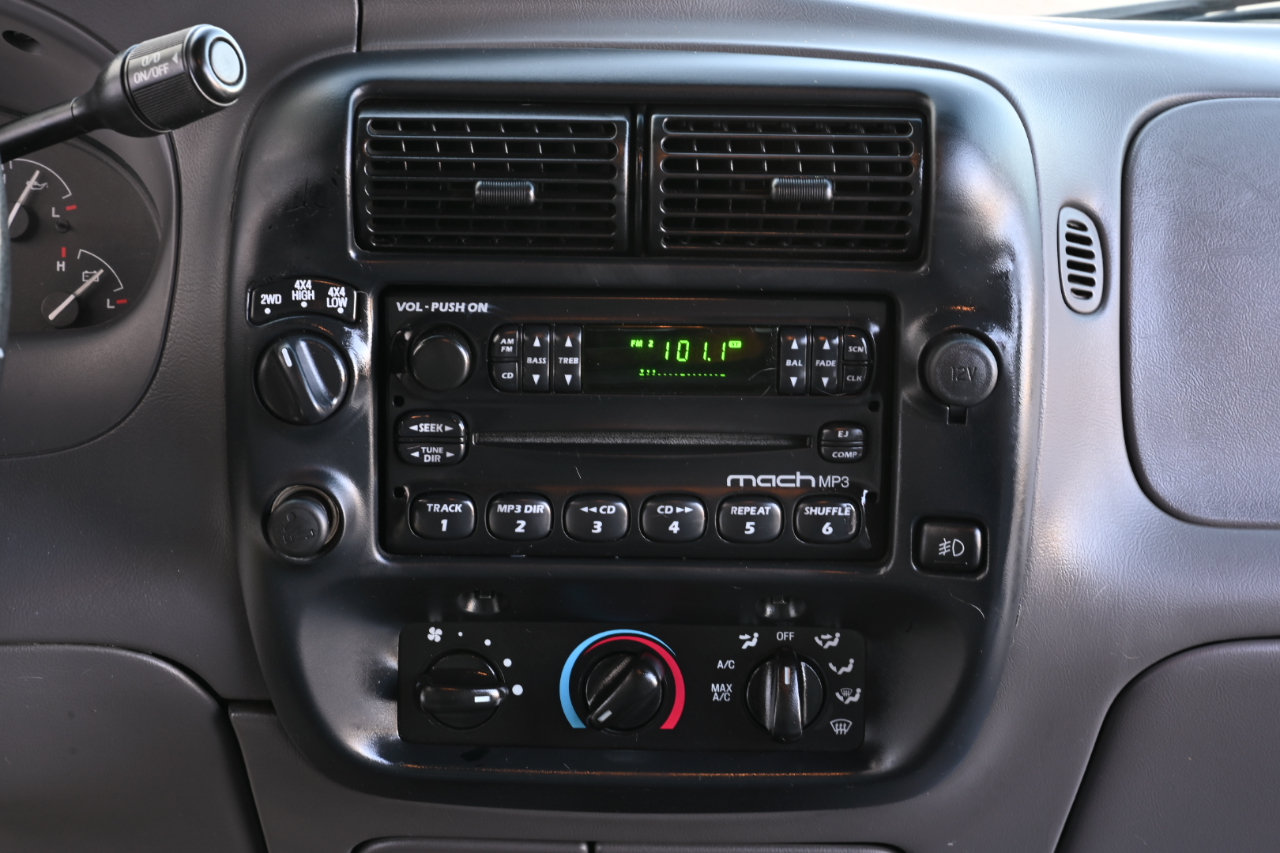 Used 2002 Ford Ranger 4x4 SuperCab image 28