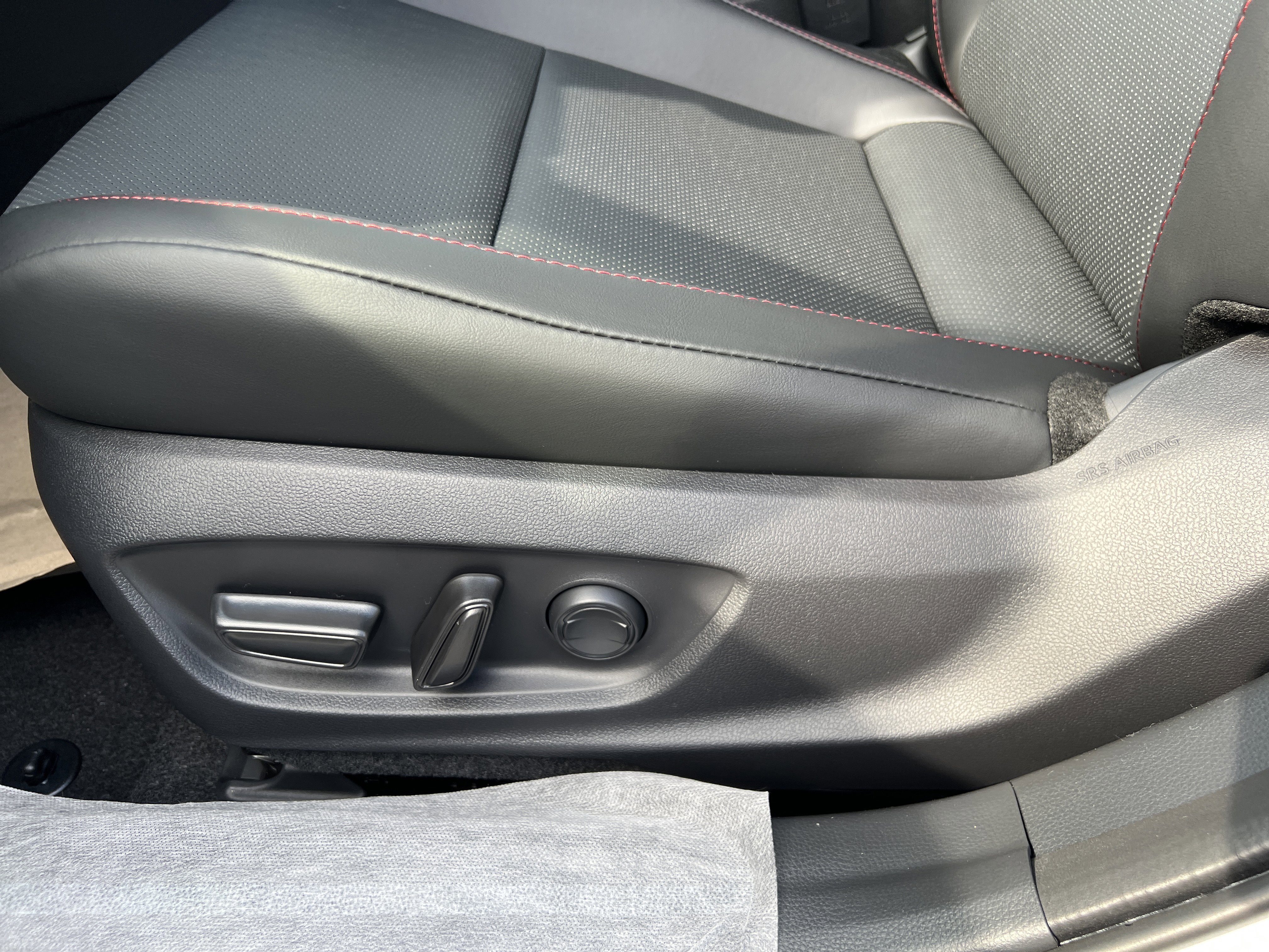 New 2026 Toyota Prius Plug-In Hybrid image 11