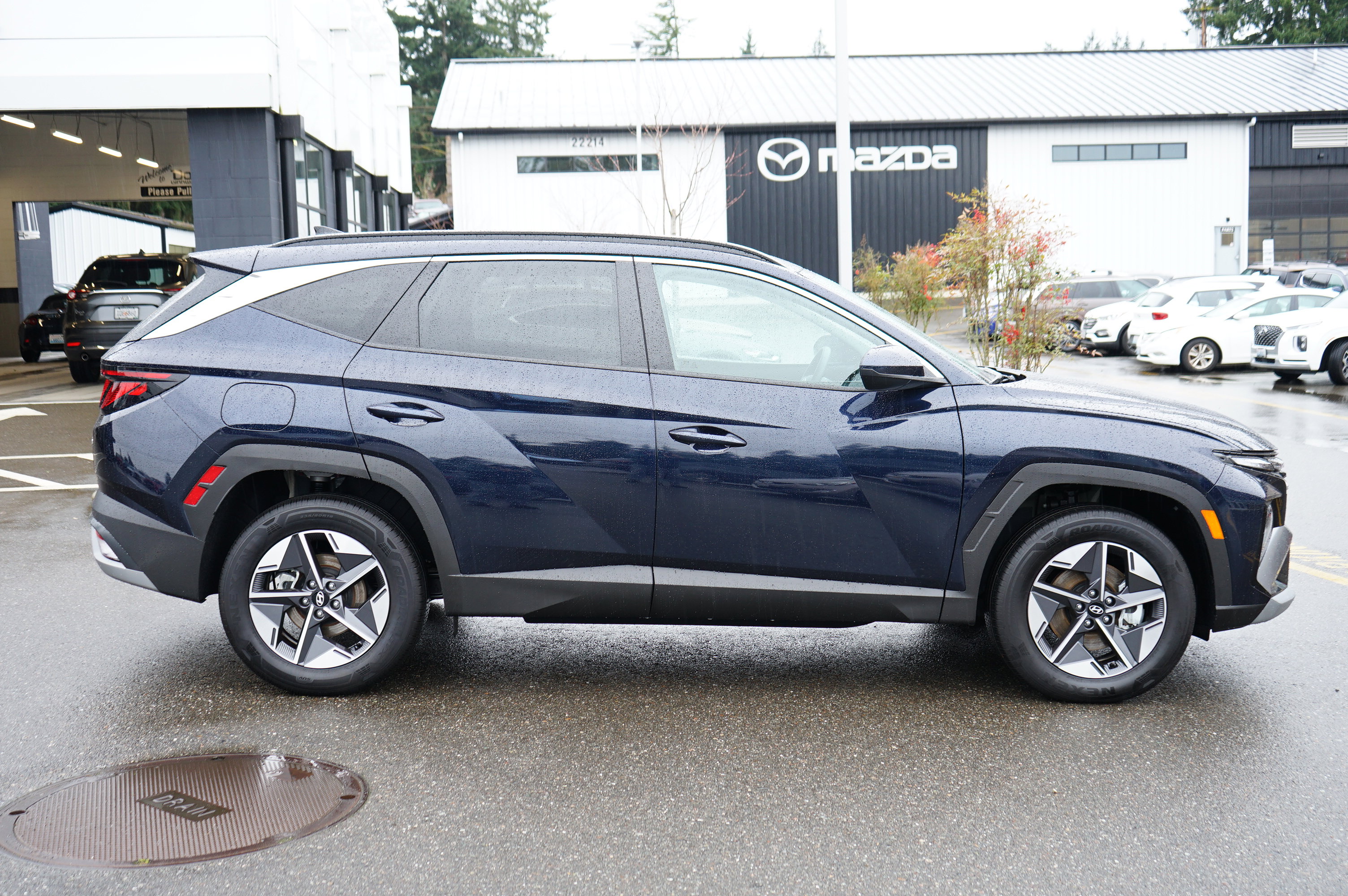 Used 2025 Hyundai Tucson SEL AWD/4WD image 2