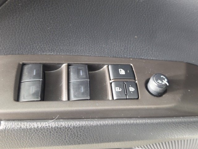 Used 2023 Toyota Camry LE AWD/4WD image 20