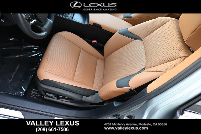 Certified 2025 Lexus ES 300h w/ Premium Package FWD image 12