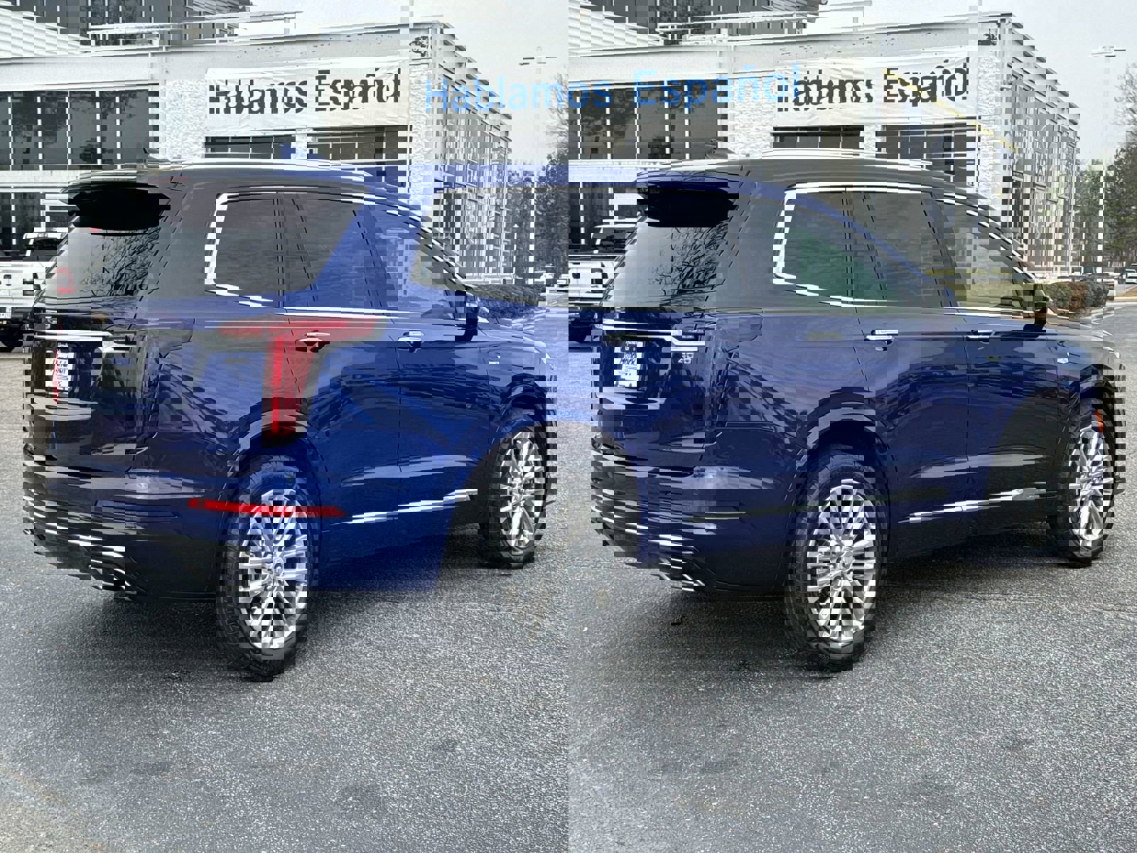 Used 2024 Cadillac XT6 Premium Luxury w/ Platinum Package image 10