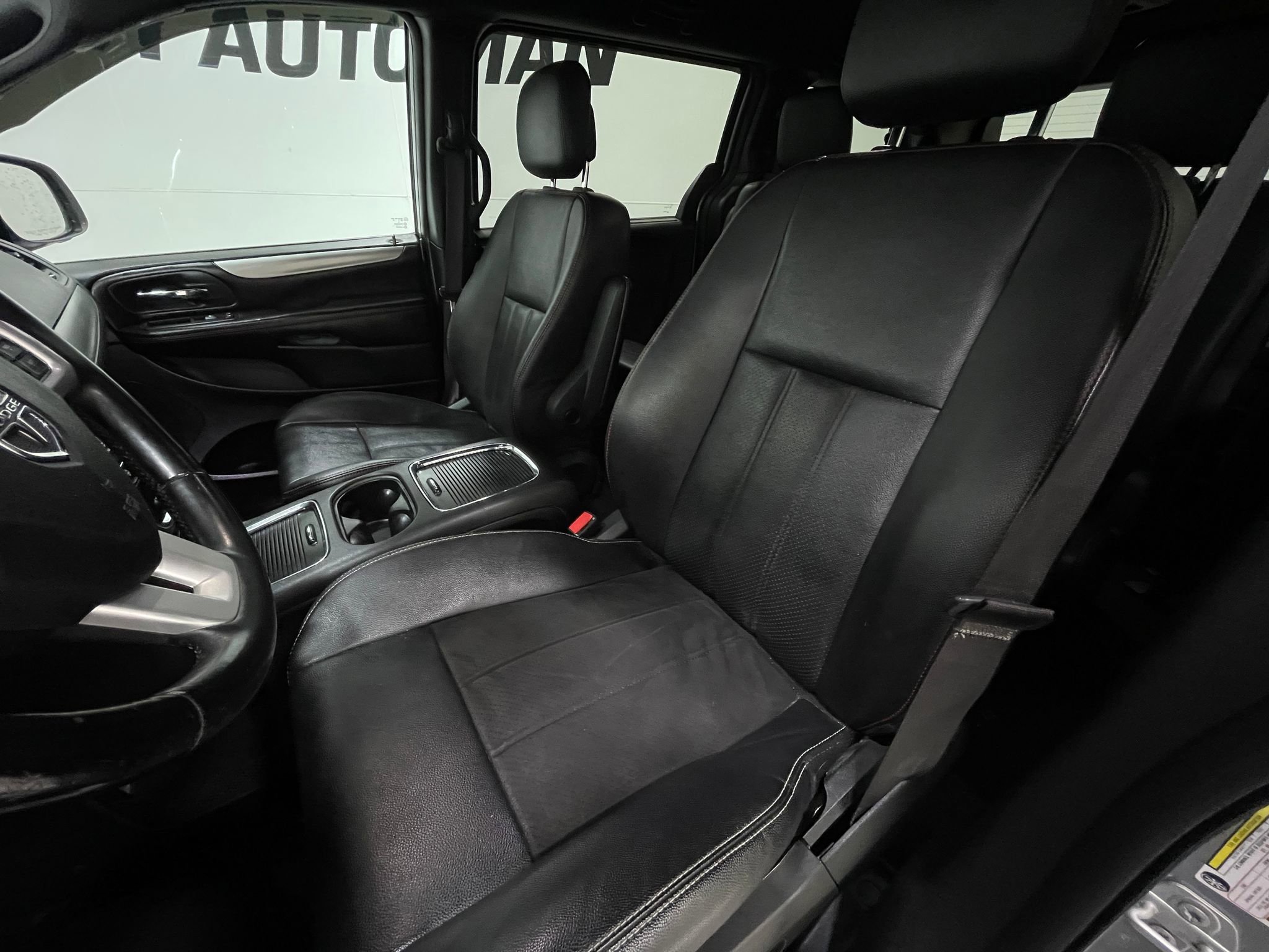 Used 2019 Dodge Grand Caravan GT FWD image 13
