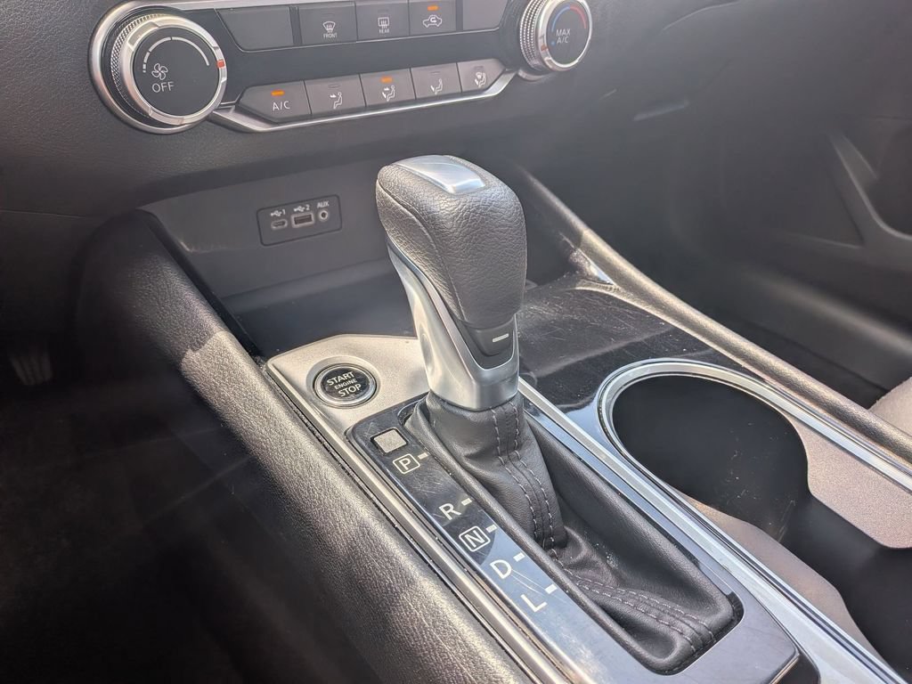 Used 2024 Nissan Altima 2.5 SV FWD image 26