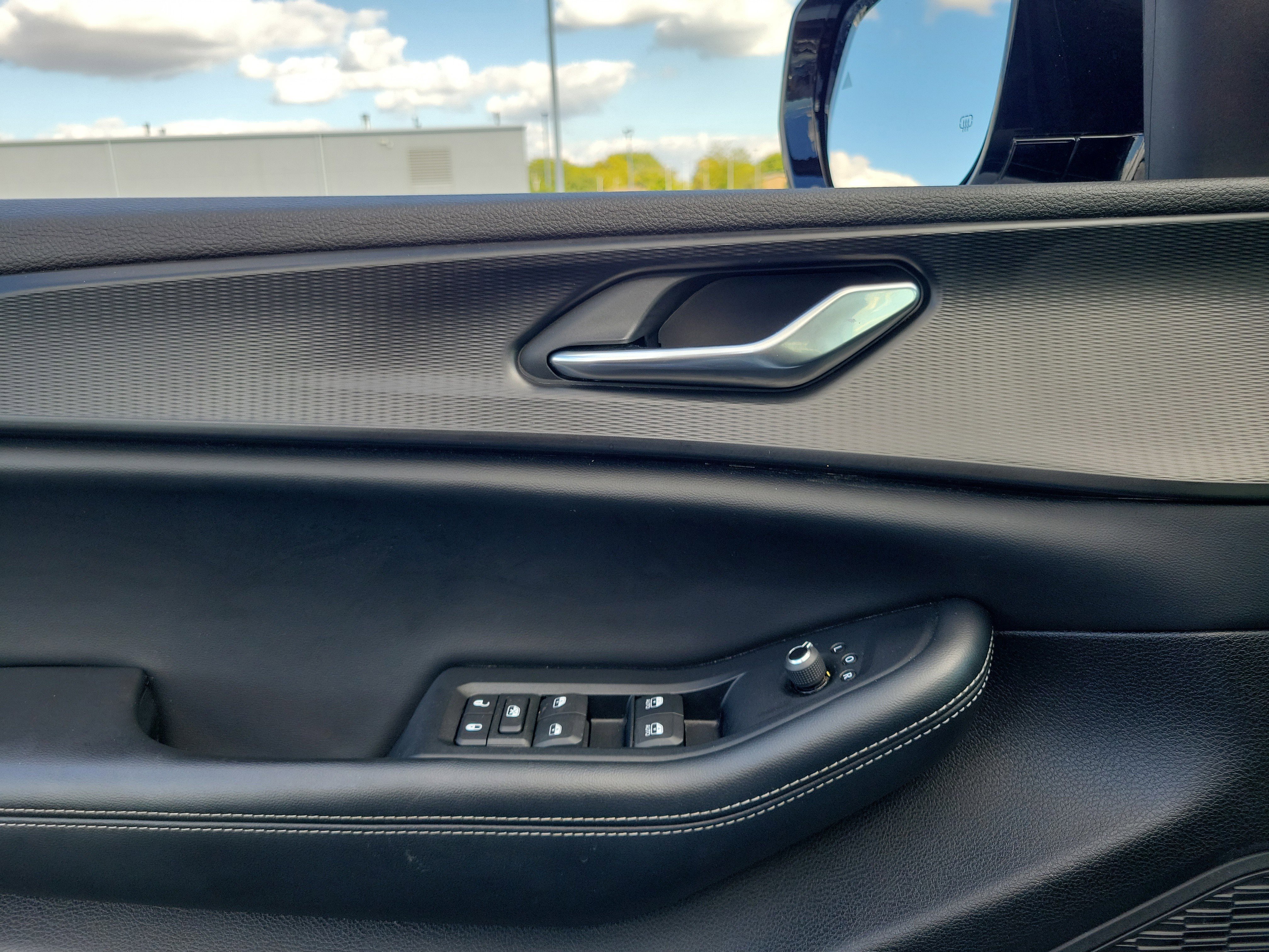 Used 2024 Jeep Grand Cherokee L Laredo image 17