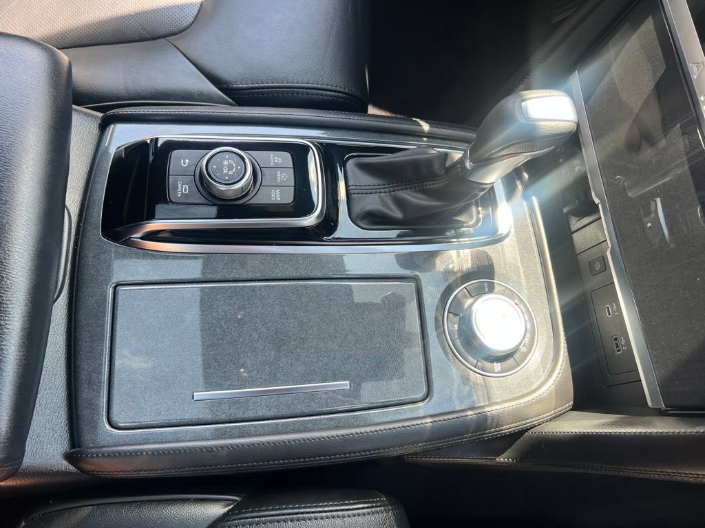Certified 2023 Nissan Armada SL w/ Midnight Edition Package AWD/4WD image 26