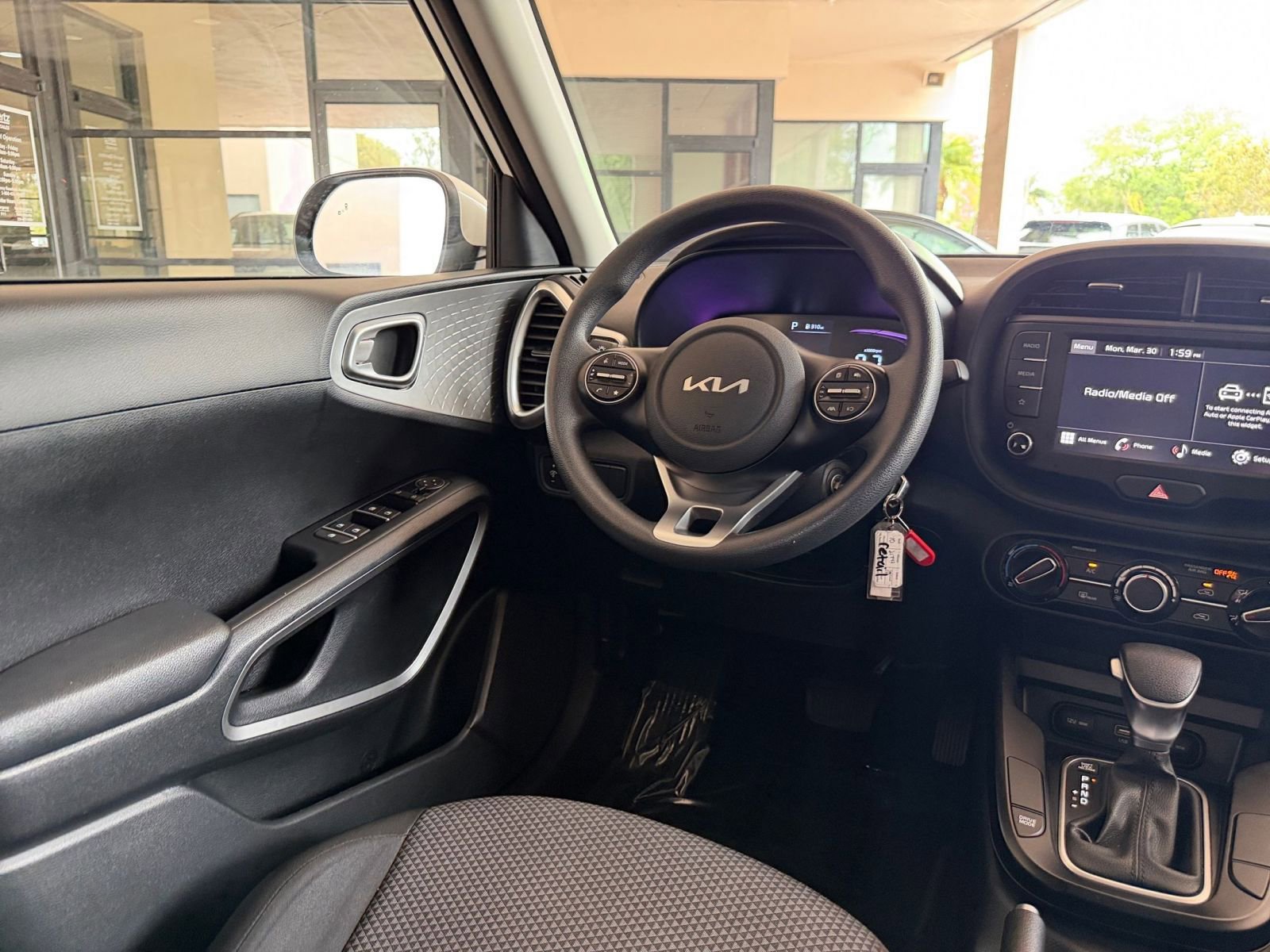 Used 2025 Kia Soul LX w/ LX Technology Package image 29