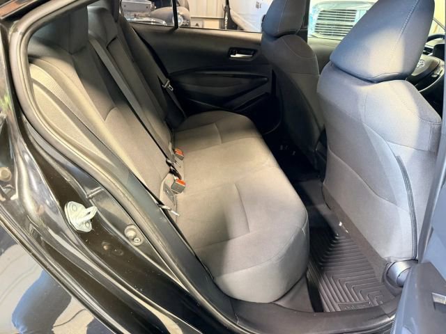 Used 2021 Toyota Corolla LE FWD image 12