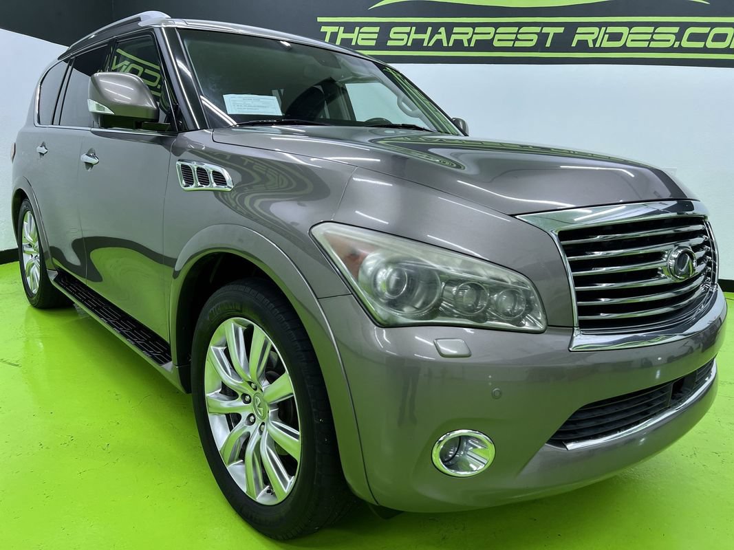 Used 2013 INFINITI QX56 4WD w/ Deluxe Touring Pkg image 2