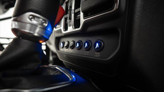 Used 2025 Jeep Wrangler Unlimited Sport image 14
