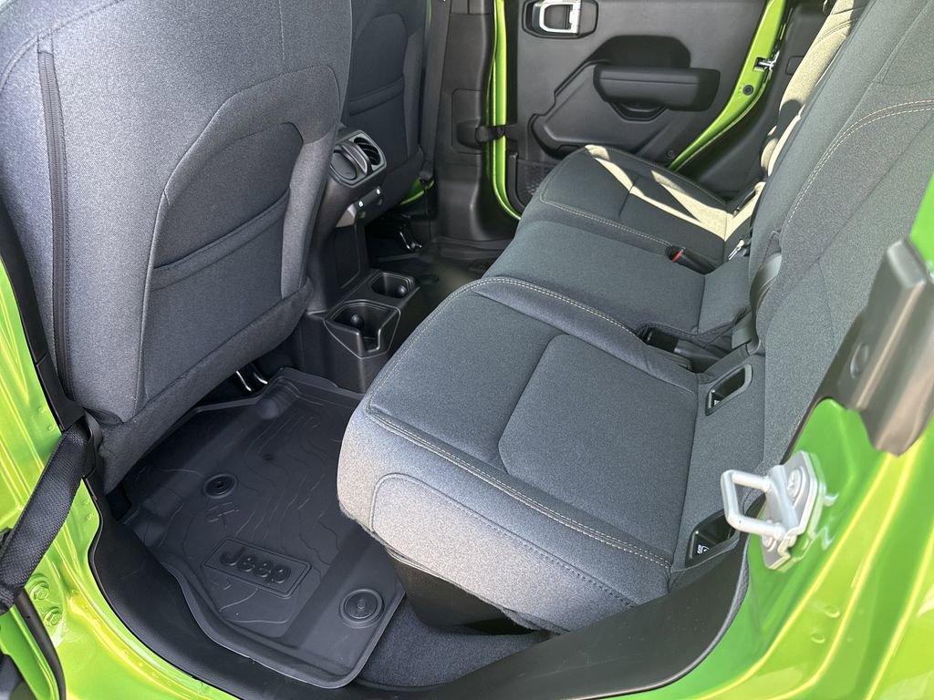 New 2025 Jeep Gladiator Sport image 36