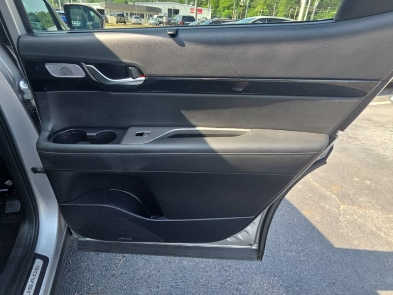 Used 2022 Hyundai Palisade Limited AWD/4WD image 18