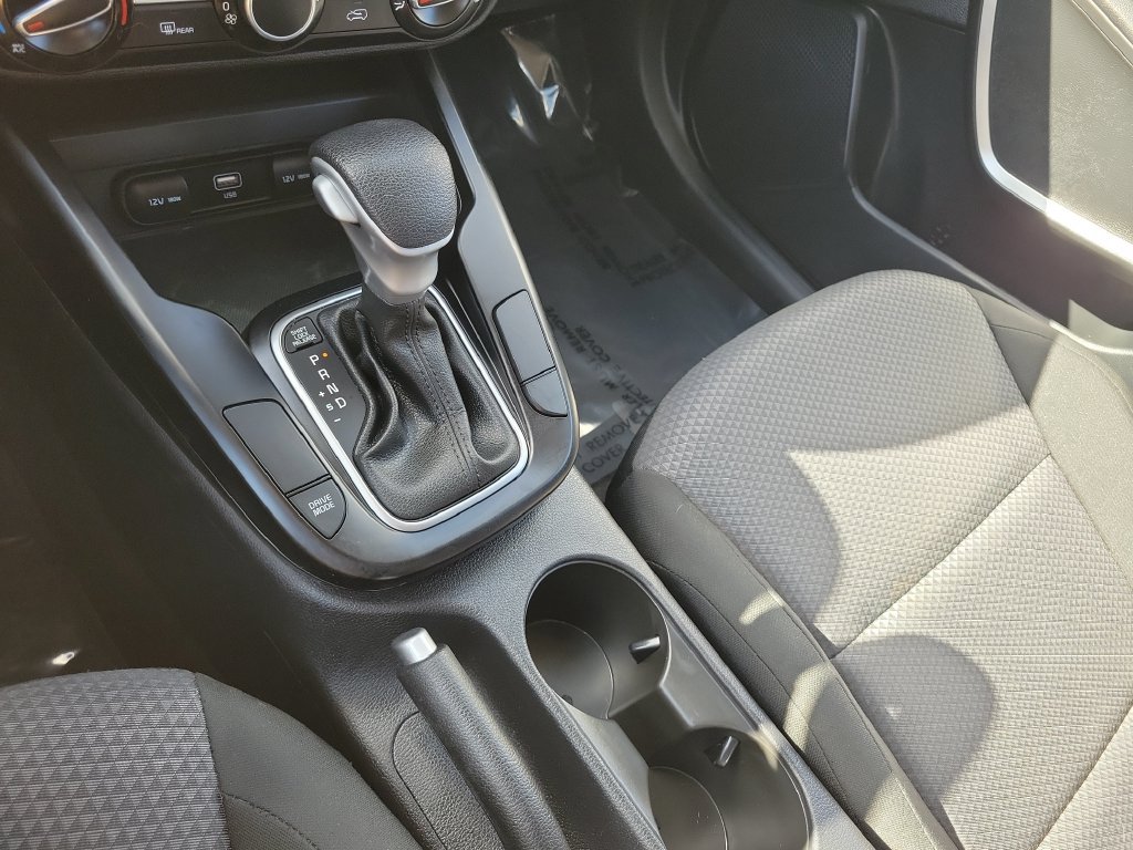 Certified 2025 Kia Soul LX FWD image 18