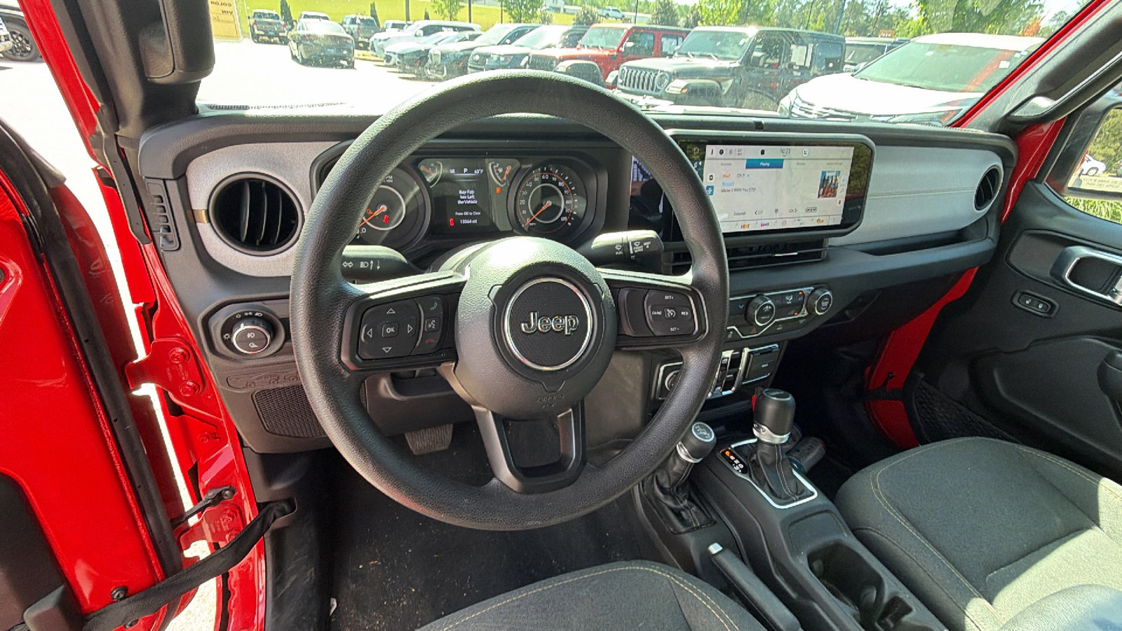 Used 2025 Jeep Gladiator Sport AWD/4WD image 25