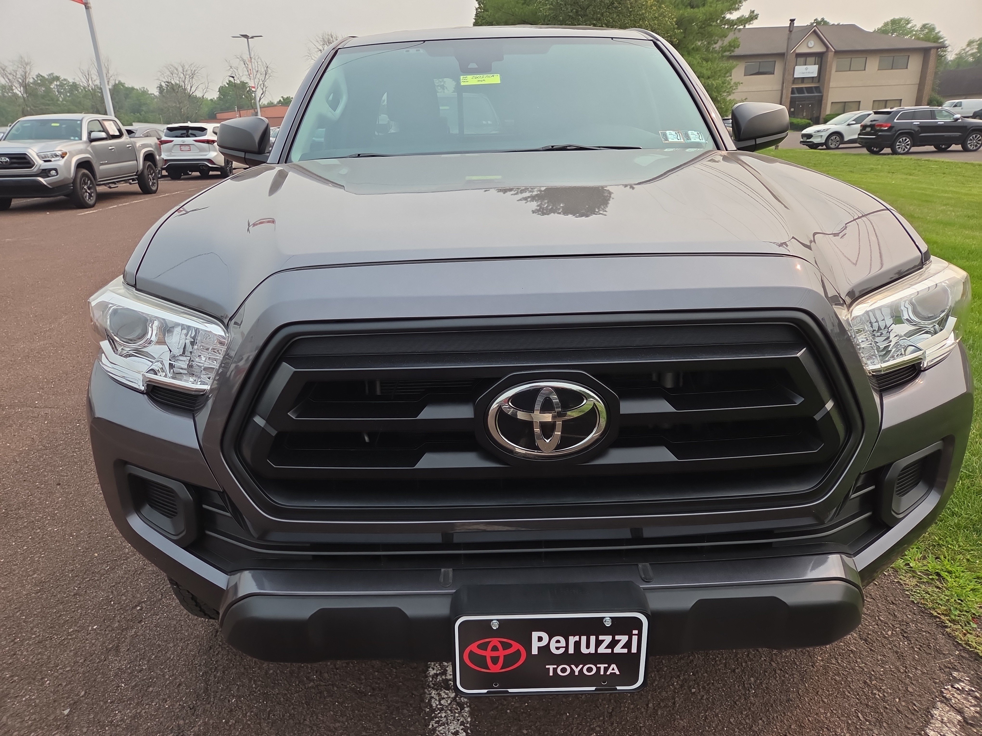Certified 2020 Toyota Tacoma SR w/ SX Package AWD/4WD image 8