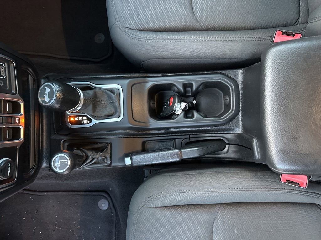Used 2021 Jeep Wrangler Unlimited Sport image 32