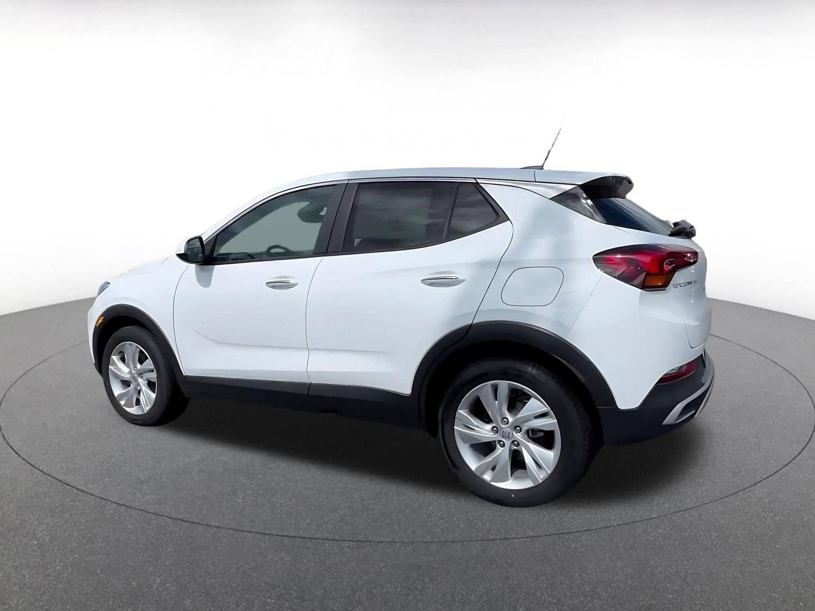 Used 2025 Buick Encore GX Preferred FWD image 9