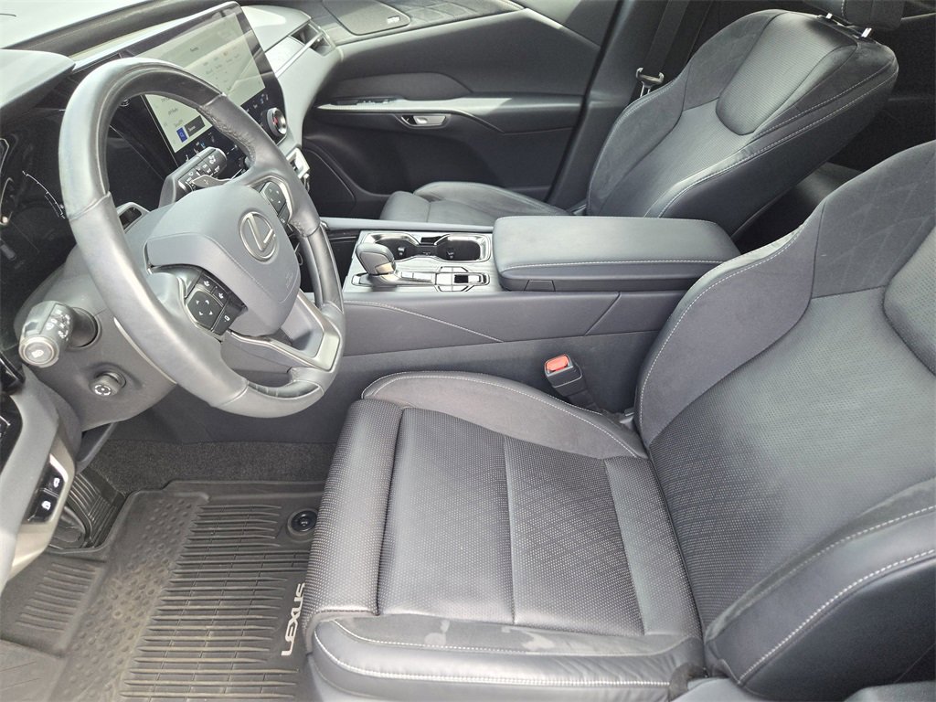 Used 2023 Lexus RX 350 AWD w/ Accessory Package (Z1) image 13